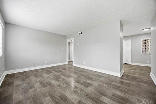 Living room at Ridgewood Apartments in Lawrenceville, Georgia 30046.