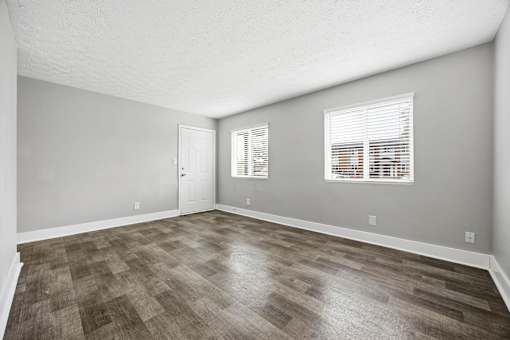 Living room at Ridgewood Apartments in Lawrenceville, Georgia 30046.