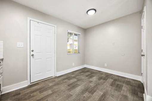 Dining room at Ridgewood Apartments in Lawrenceville, Georgia 30046.