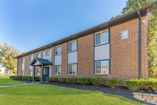 Back Exterior at Ridgewood Apartments, Lawrenceville