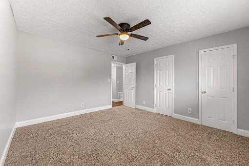 Ceiling fan with light at Balfour East Lake Apartments, Atlanta, NY, 30316