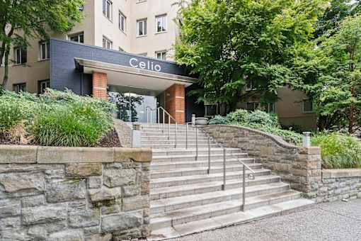 the building in which the hotel is located