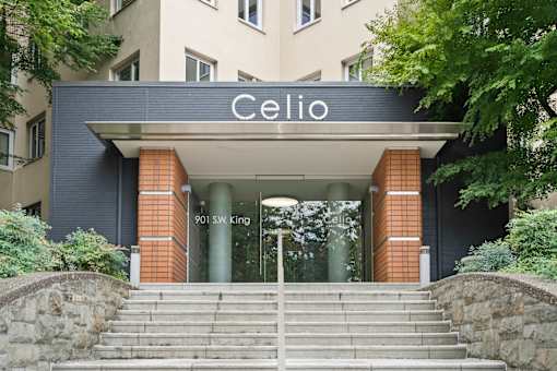 the building in which the hotel is located