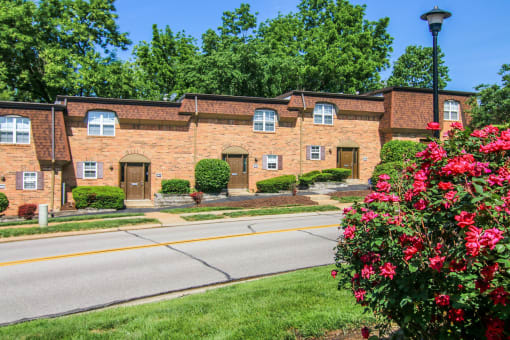Street Exterior at Madison Rockwood, Ballwin, 63011