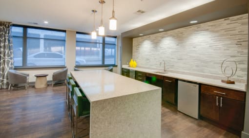 Resident lounge with modern furniture at Mulberry at Park