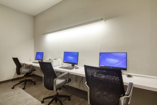 Van de Vyver Business Center