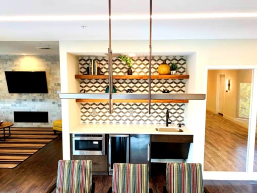 Modern 1-, 2-, and 3-bedroom apartment at Metro Heights in Baltimore featuring open floor plans, in-unit washer and dryer, upscale finishes, and convenient access to the Mondawmin Metro Line, shopping, and local attractions.