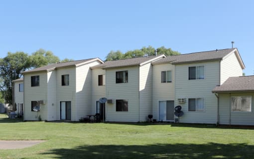 Victoria Townhomes exterior