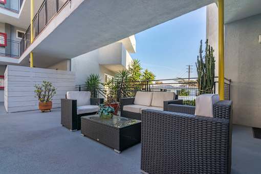 Outdoor furnished lounging area
