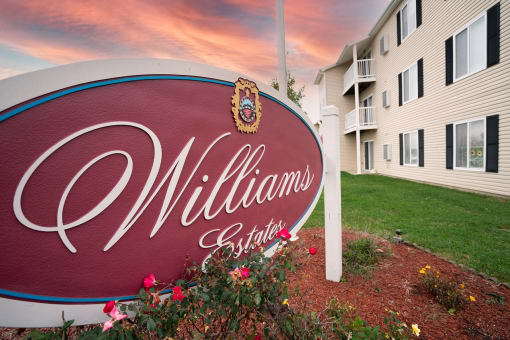 Sign Williams Estates Apartments