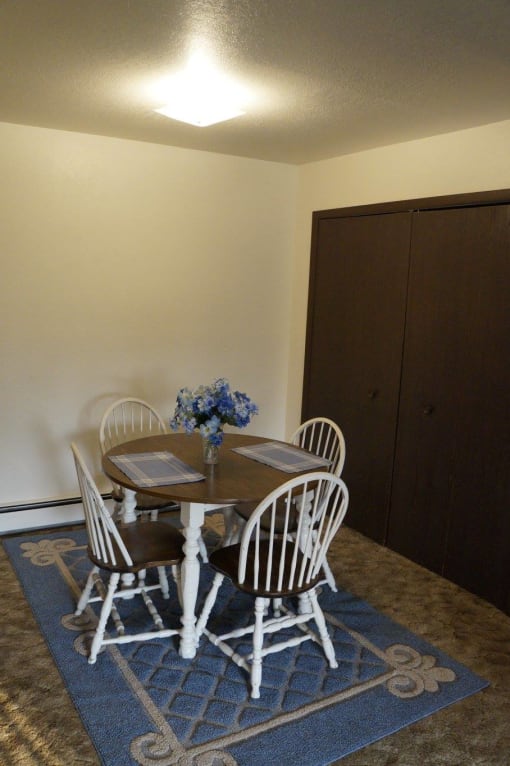Dining Room 120 Vale Street, Cheboygan, MI 49721