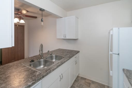 Kitchen Anderson Apartments1160 E Hopson