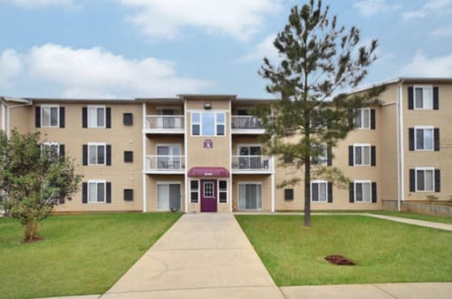 Tree Lined Exterior View at Kuder Estates Apartments, MRD Conventional, Warsaw