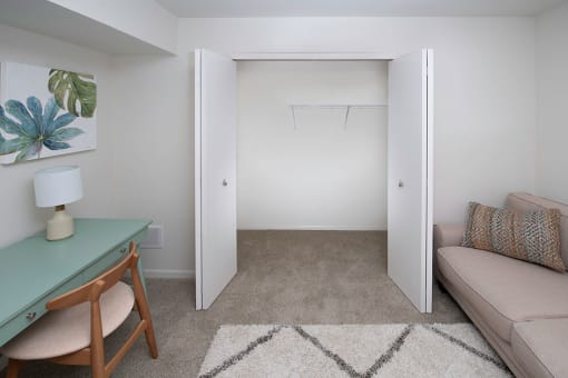 Large Closets at Dutton Estates, Saint Clair