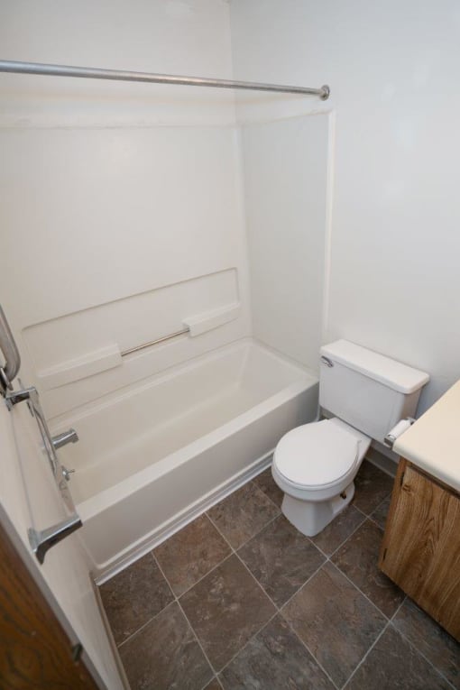 Crawford Apartments, 8640 Independence Ave, Port Austin, MI 48467