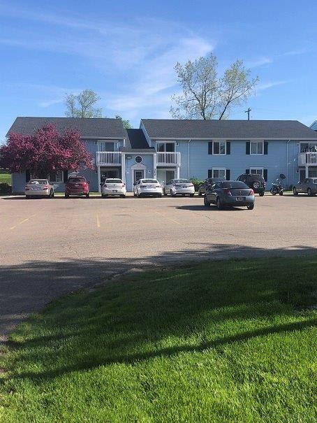 360 W. Woodlawn Ave, Hastings, MI 49058