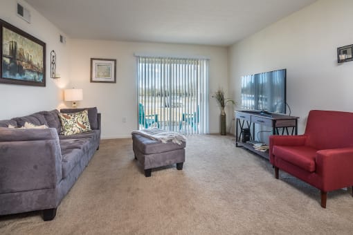 Living Room  at Walker Estates Apartments, Augusta, Georgia