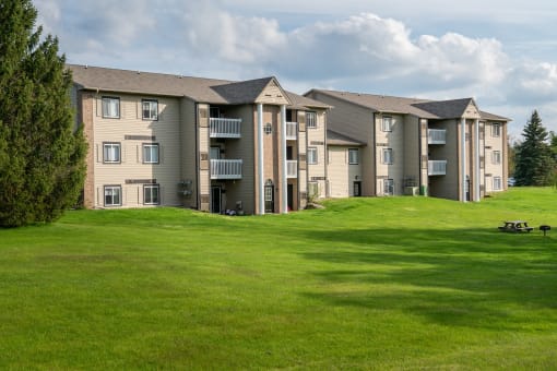Exterior Yorkshire Place Apartments
1504 Yorkshire Dr., Howell, MI 48843