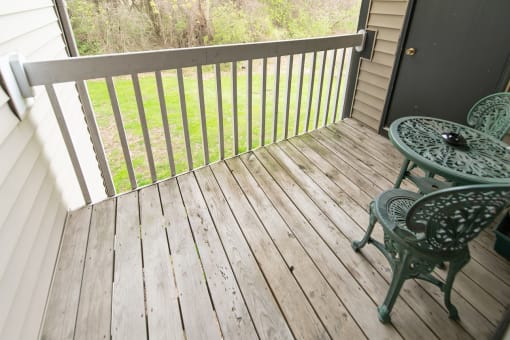 Balcony Yorkshire Place Apartments
1504 Yorkshire Dr., Howell, MI 48843