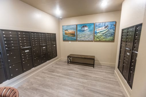 Walton Harbor apartment homes in Gainesville, Georgia Mail room