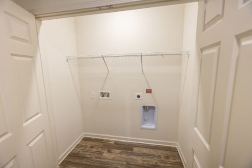 Walton Harbor apartment homes in Gainesville, Georgia in home laundry connections