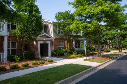 Walton Reserve Apartment Homes Tree Lined Streets