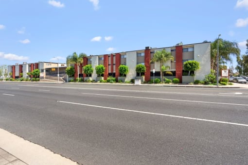Topanga Terrace Apartments in Canoga Park