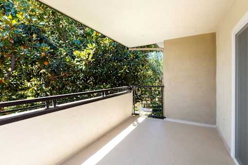Private Balcony at White Oak Terrace Apartments, California, 91316