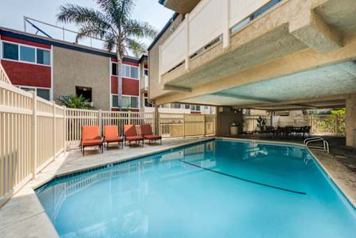 Pool at Casa De Marina Apartments, Los Angeles, California