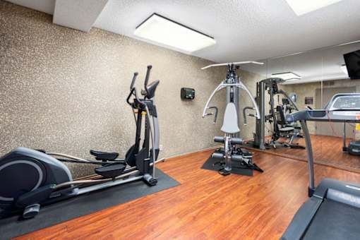 Gym at Woodland Trio Apartments, North Hollywood, CA, 91601