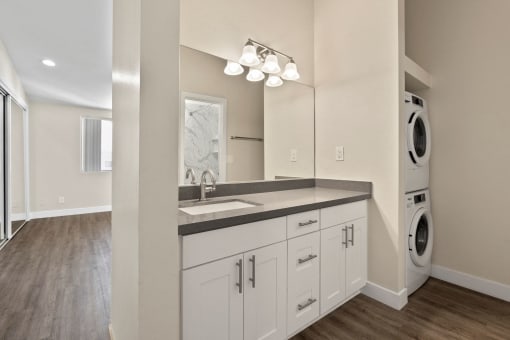 Washer and Dryer In-Unit at Parkway Terrace Apartments, Culver City, 90230