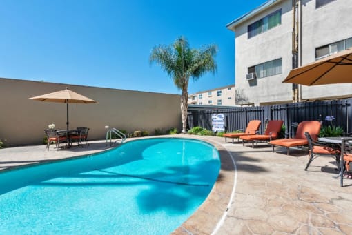 Valley Village Apartments Pool Chairs