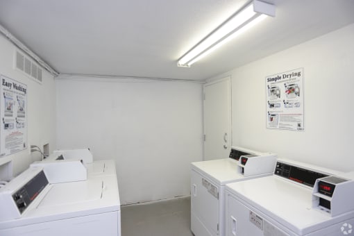 Laundry room at The Life at Legacy Fountains, Missouri, 64131