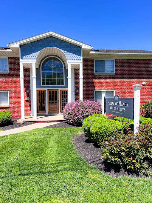 Welcoming Signage at Hallwood Manor Apartments, Mentor, OH