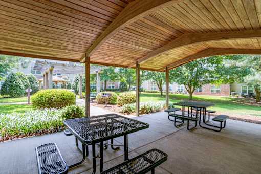Outdoor Picnic Tables at Greylin Ridge Apartments, Statesville