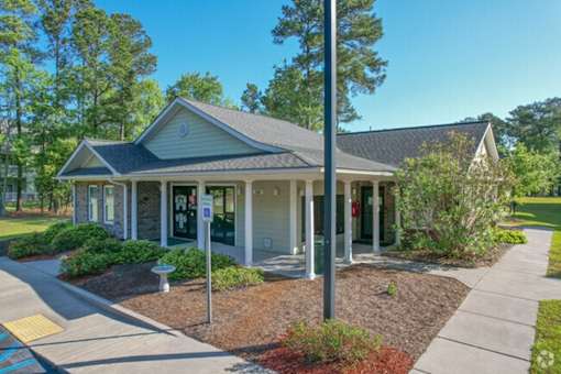 Exterior Walking Path at Summerville Garden, Summerville, NC