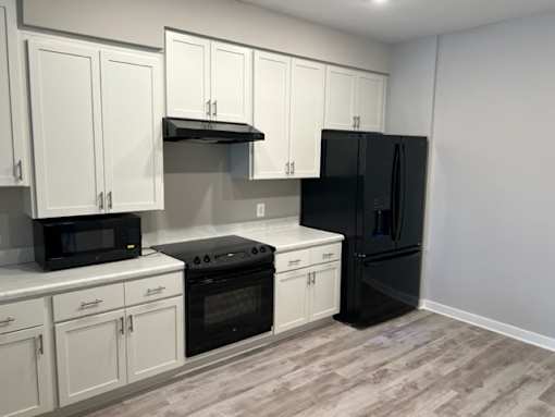 Fully Equipped Kitchen With Ample Storage at Poland Hill Senior Apartments, Chantilly