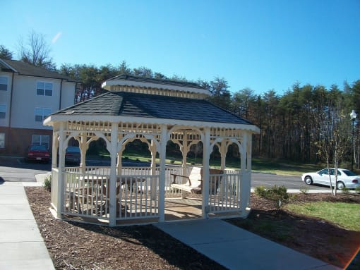 Garden Gazebo at Rowan Pointe Apartments, Mocksville, NC, 27028