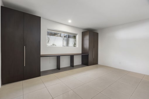 Bedroom at The Regency Apartments in Tempe AZ Nov 2020 (5)