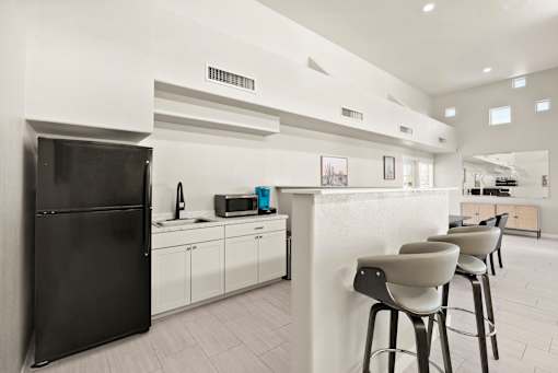 Clubhouse Silver Cliffs Apartments in Bullhead City Arizona