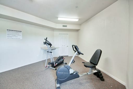 Fitness Center at Mira Vista Apartments in Las Cruces