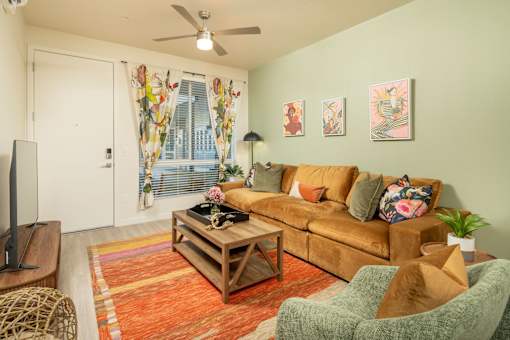 Living Room of One bedroom at Streamliner 87th Apartments