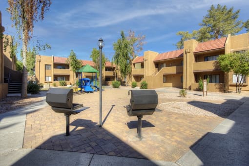 Outdoor Grills at Avenue 8 Apartments in Mesa AZ Nov 2020