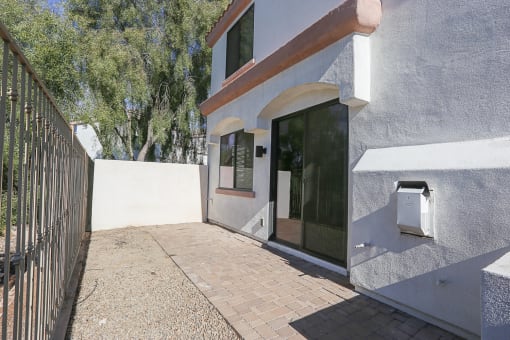Patio at Villa Contento Apartments in Scottsdale, AZ