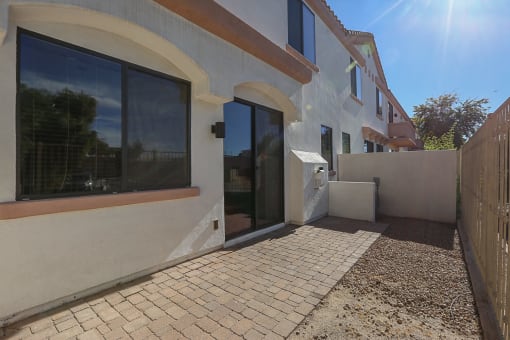 Patio at Villa Contento Apartments in Scottsdale, AZ