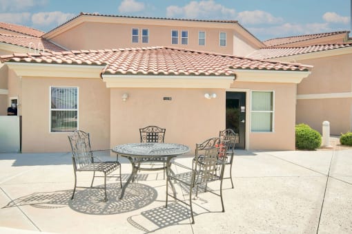 Picnic Areas at Mira Vista Apartments in Las Cruces