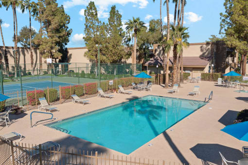 Pool at Shorebird Apartments in Mesa Arizona