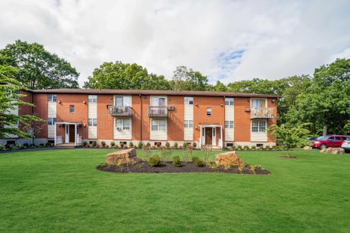 Green Space at BAY SHORE APARTMENTS, EAST HAVEN, CT