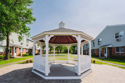 Outdoor Gazebo at Encore 99, East Haven