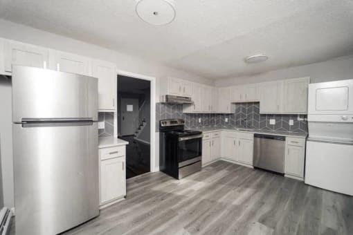 Kitchen Appliances at Encore 99, Connecticut, 06512
